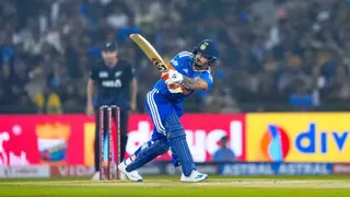 IND vs NZ: ईशान किशन ने बढ़ा दी संजू सैमसन की मुश्किलें, कहीं चली न जाए टीम से जगह; बचा है सिर्फ 3 मैचों का समय